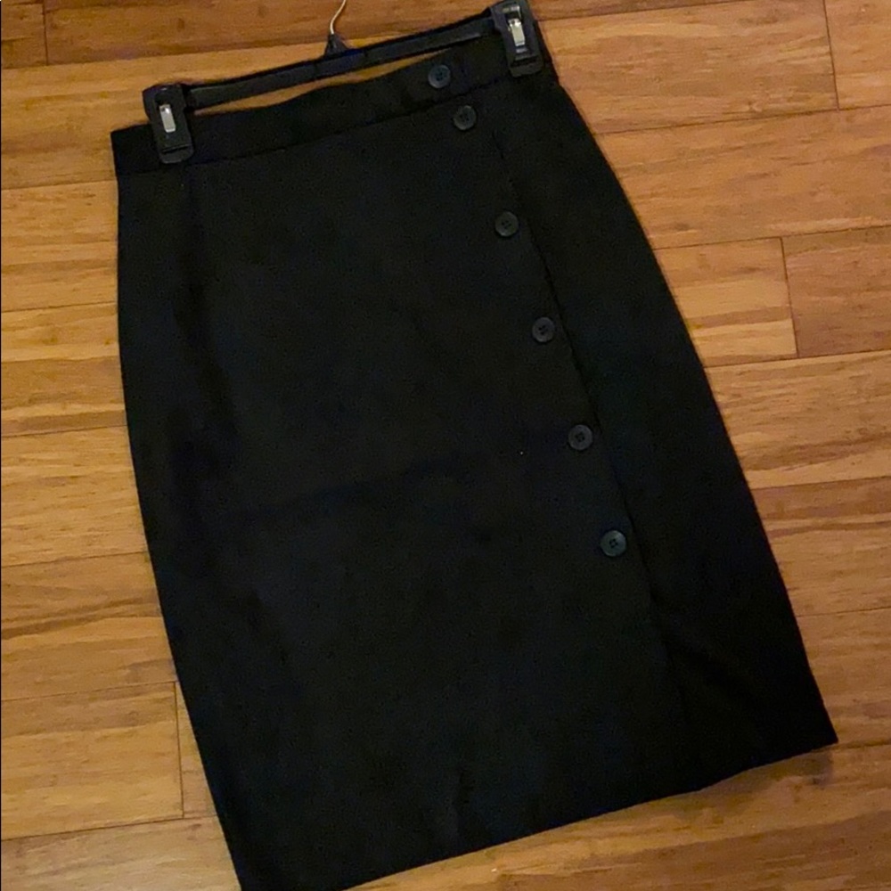 Black pencil skirt